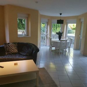 Appartement met Twee Slaapkamers in een Bijgebouw